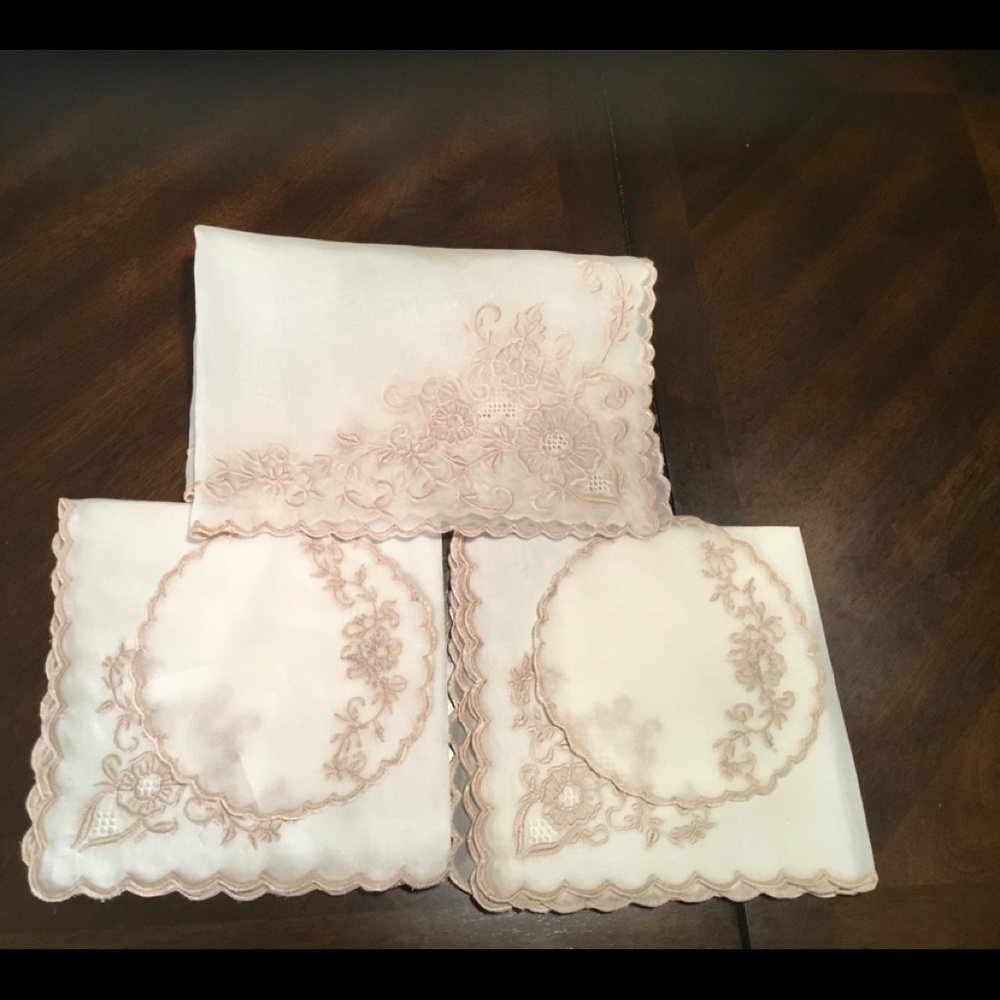 Luxury‎ VINTAGE SILK TABLECLOTH FOR 2
